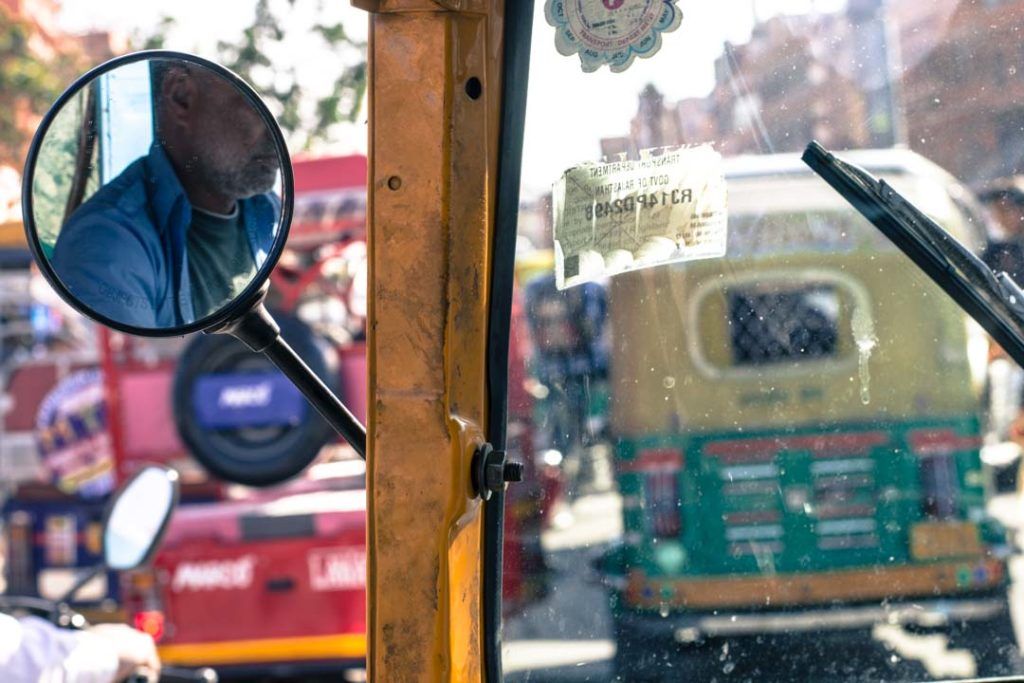 Un tuk tuk para visitar Kanpur, en la India