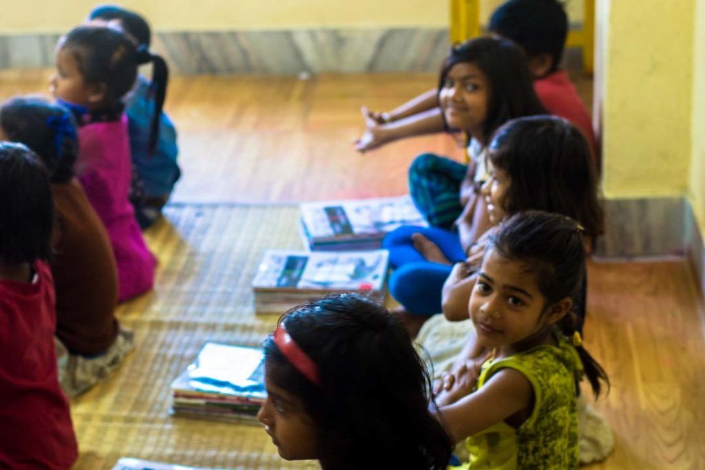 Una de las clases de refuerzo de la ONG Semilla del Cambio