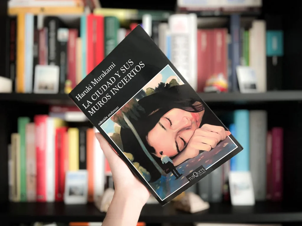 'La ciudad y sus muros inciertos', libro de Haruki Murakami editado por Tusquets Editores