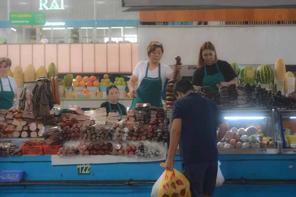 El Bazar Verde (Green Bazar) de Almaty en Kazajistán