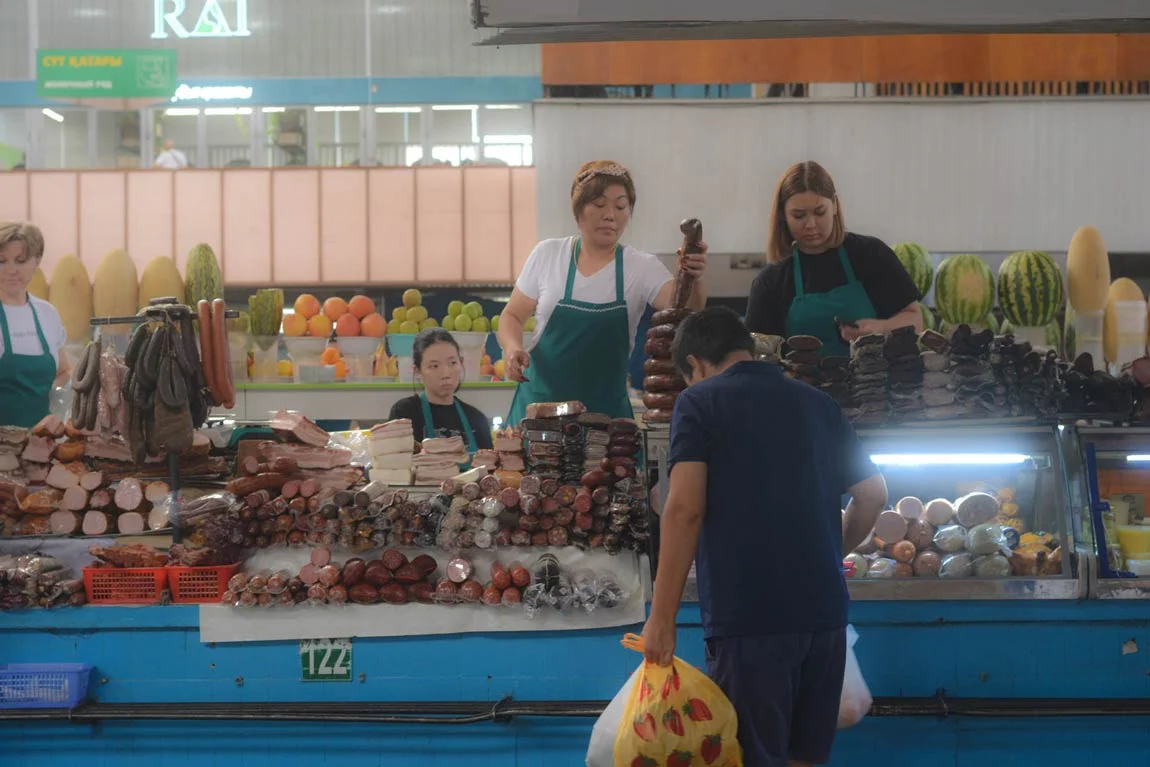El Bazar Verde (Green Bazar) de Almaty en Kazajistán