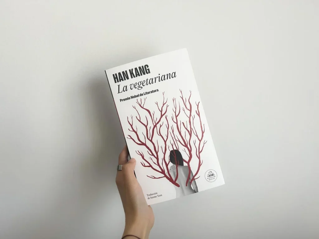La portada del libro La vegetariana de Han Kang