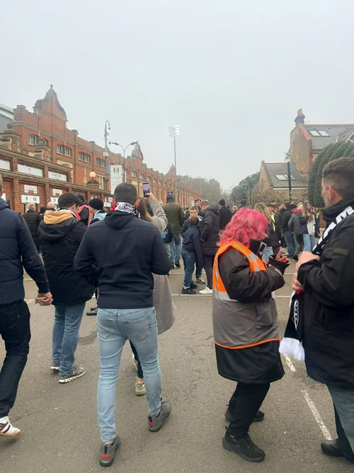 Acceso a Craven Cottage, en Fulham.
