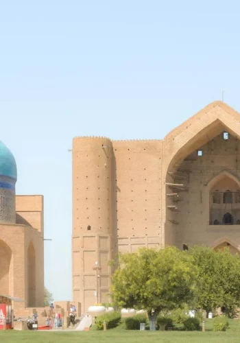 El mausoleo de Khoja Ahmad Yasavi, la perla de Turkestán en Kazajistán