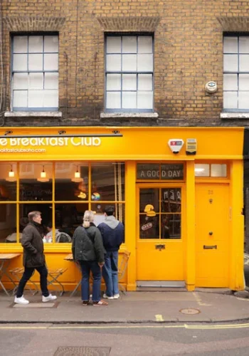 El restaurante The Breakfast Club en Londres